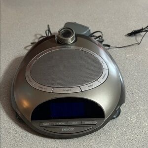 HoMedics Silver Portable Digital Clock/Sound Machine Audio System